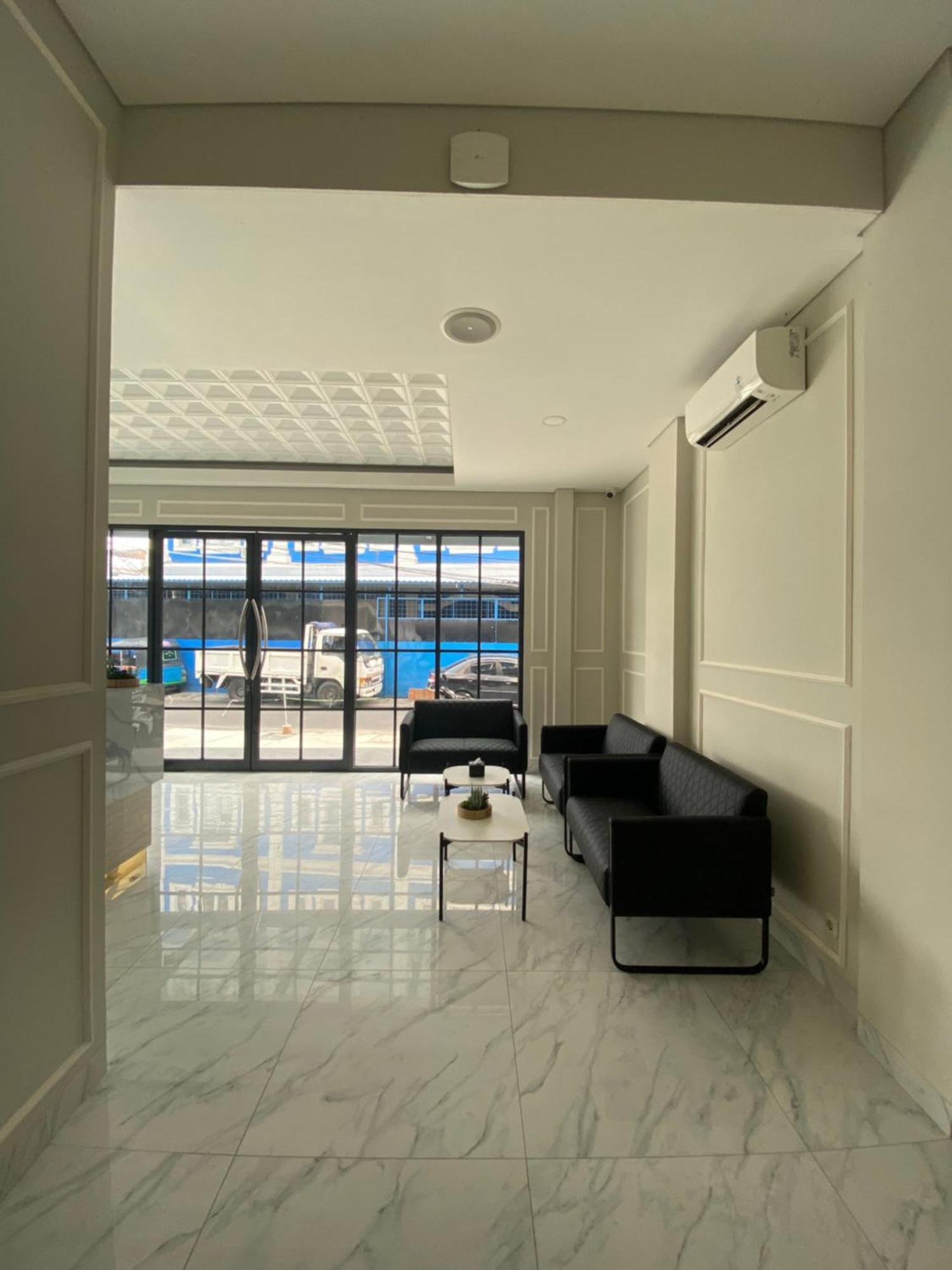 Ghurfati Hotel Wedana Jakarta Exteriör bild